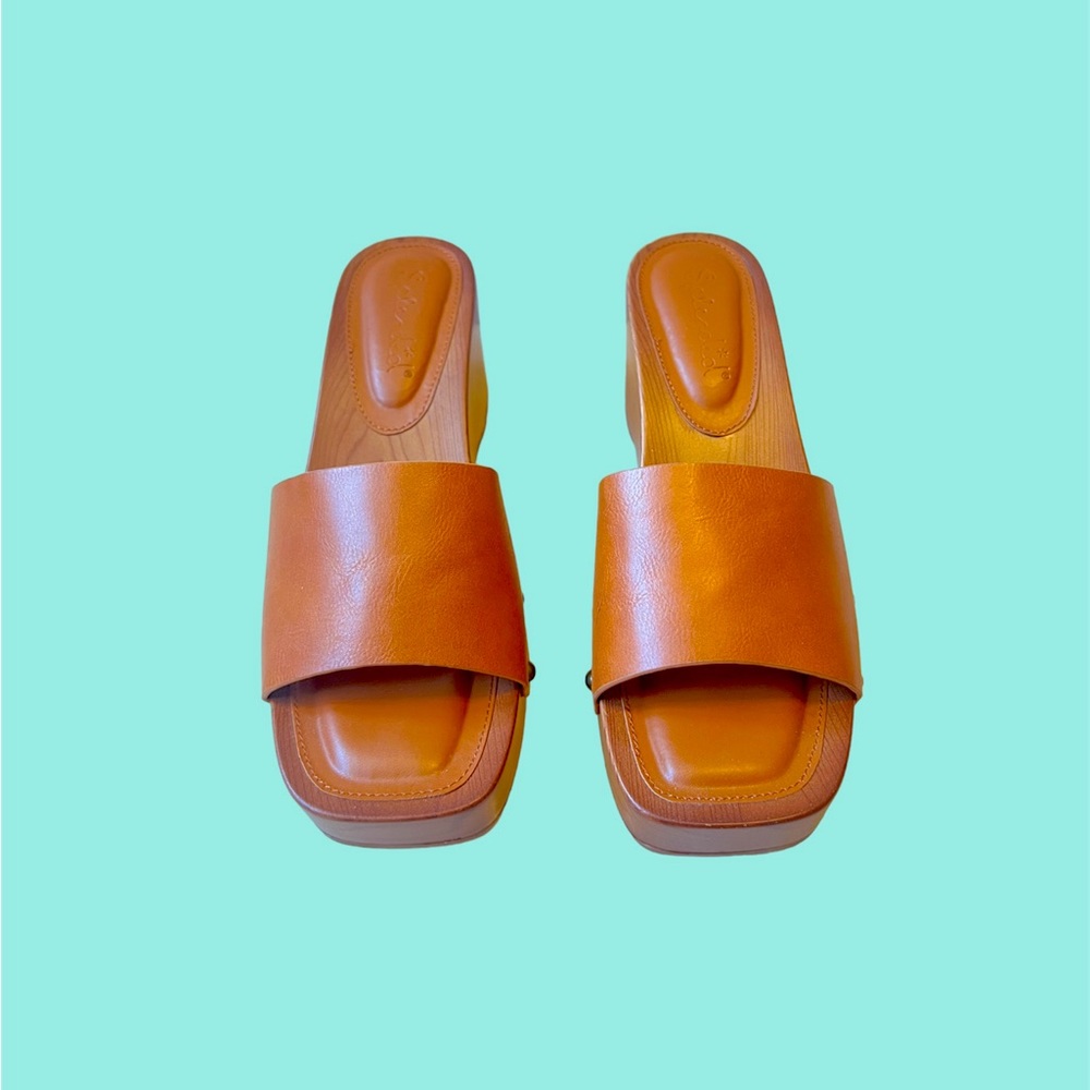 Splendid Wooden platform sandals